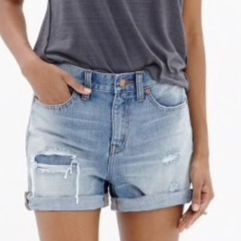 Madewell Rip & Repair Denim Boyfriend Jean Shorts 30”